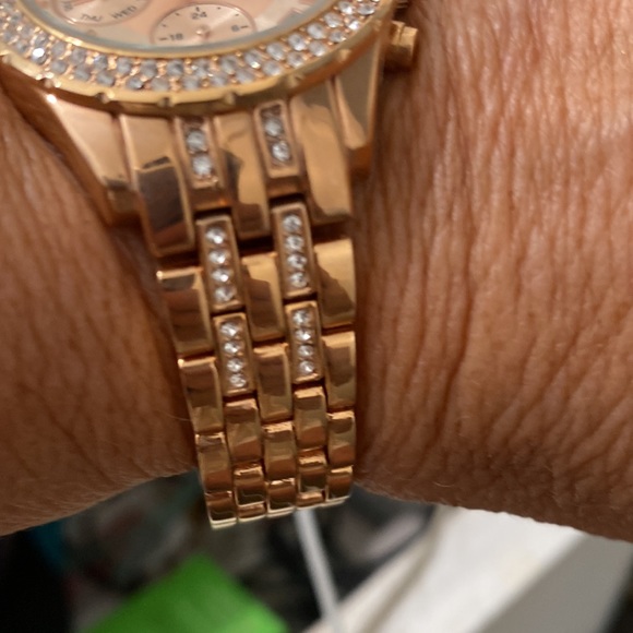 Relic watch by fossil - Picture 4 of 6